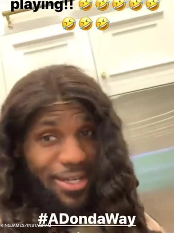 越看越炸裂！女裝老詹震驚眾人